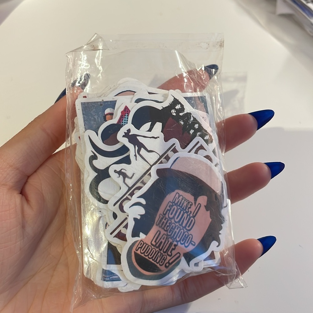 Stranger things stickers - Picture 3 of 4